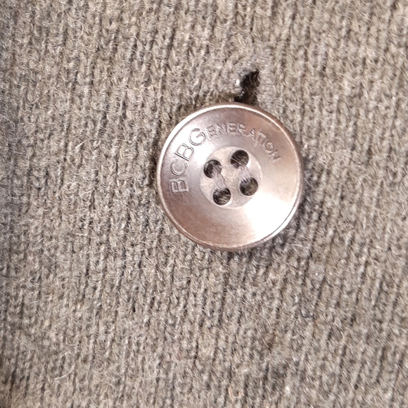 BCBGENERATION Sweater Jacket Long Sleeve Button Up Dark Olive Women's Size Small - Picture 9 of 9